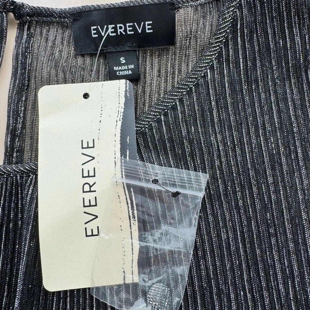 NWT Evereve Cam Sheer Shine Top in Dark Silver Shimmer Bell Sleeve Size Small